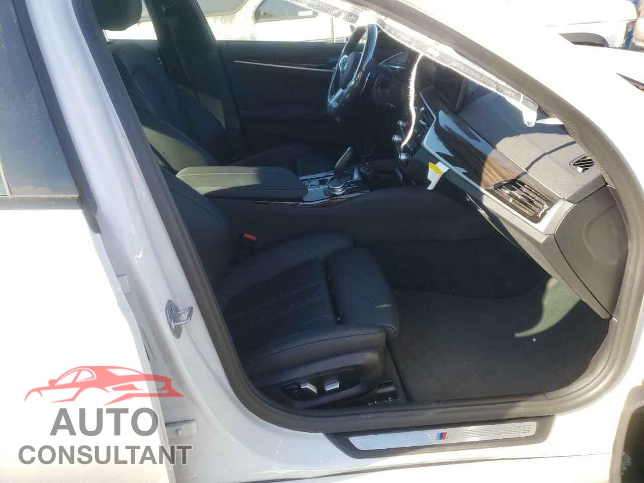BMW 5 SERIES 2021 - WBA53BH00MCF08096