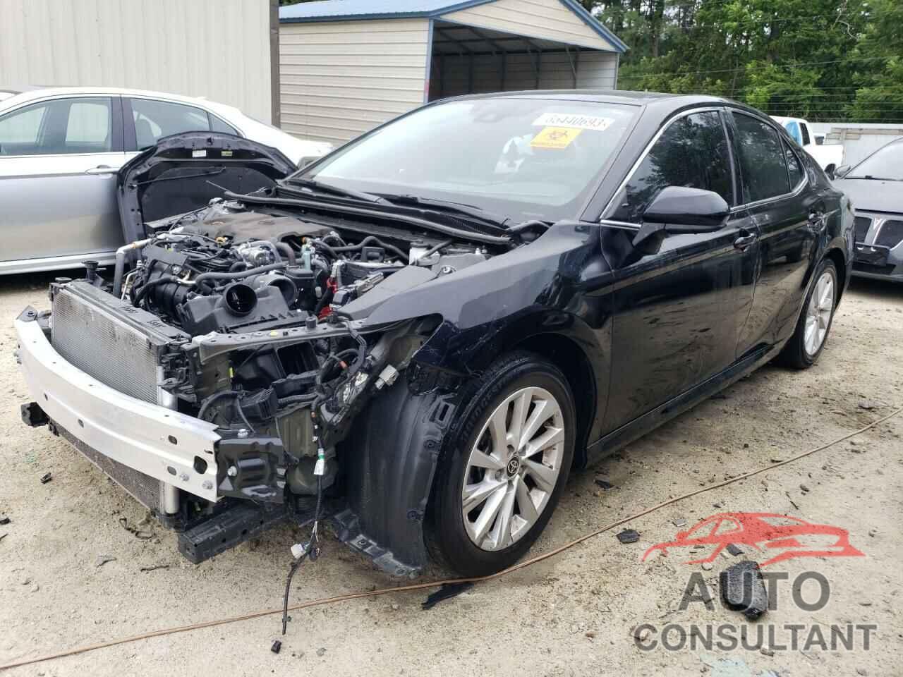 TOYOTA CAMRY 2021 - 4T1C11AK4MU472678