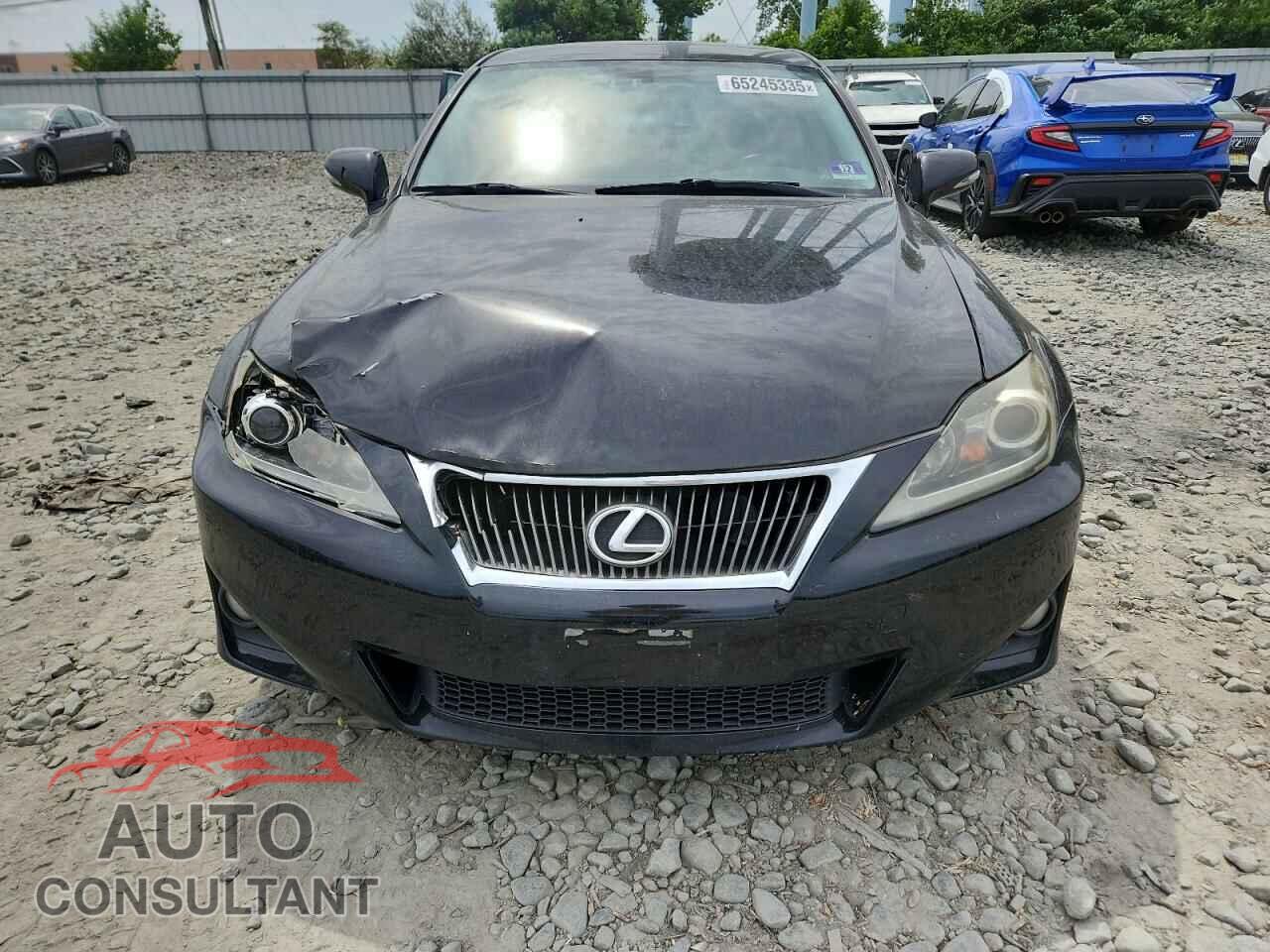 LEXUS IS 2011 - JTHCF5C24B5046098