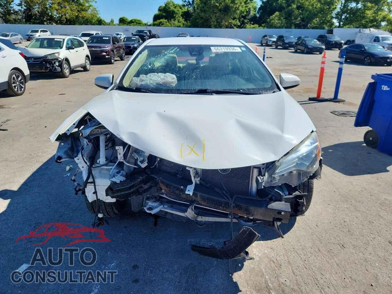TOYOTA COROLLA 2017 - 5YFBURHE3HP658219