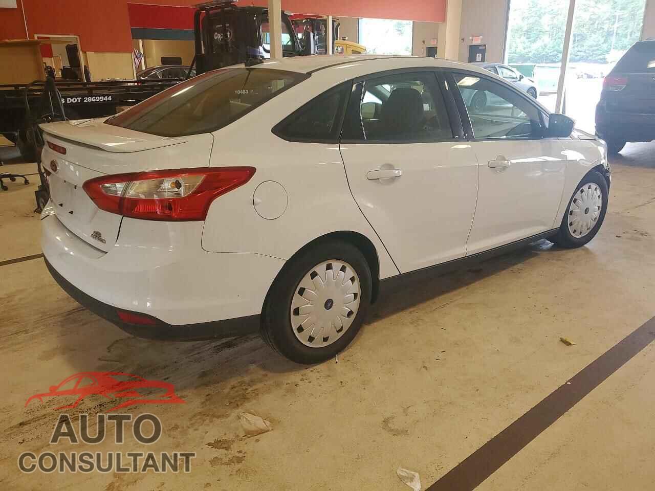 FORD FOCUS 2013 - 1FADP3F26DL166542