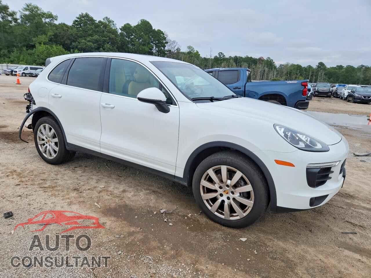 PORSCHE CAYENNE 2016 - WP1AA2A25GKA16091