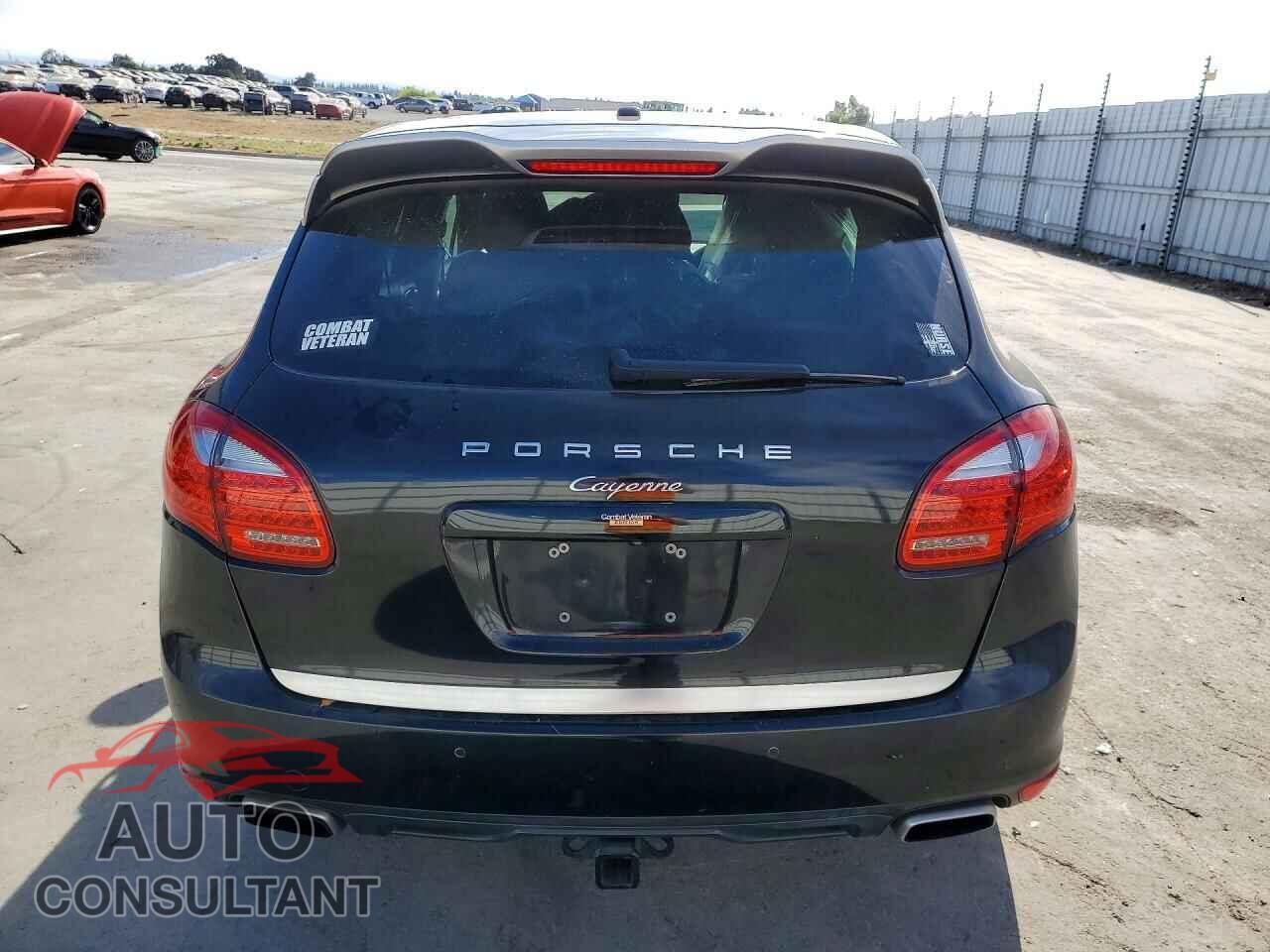 PORSCHE CAYENNE 2014 - WP1AA2A28ELA09773