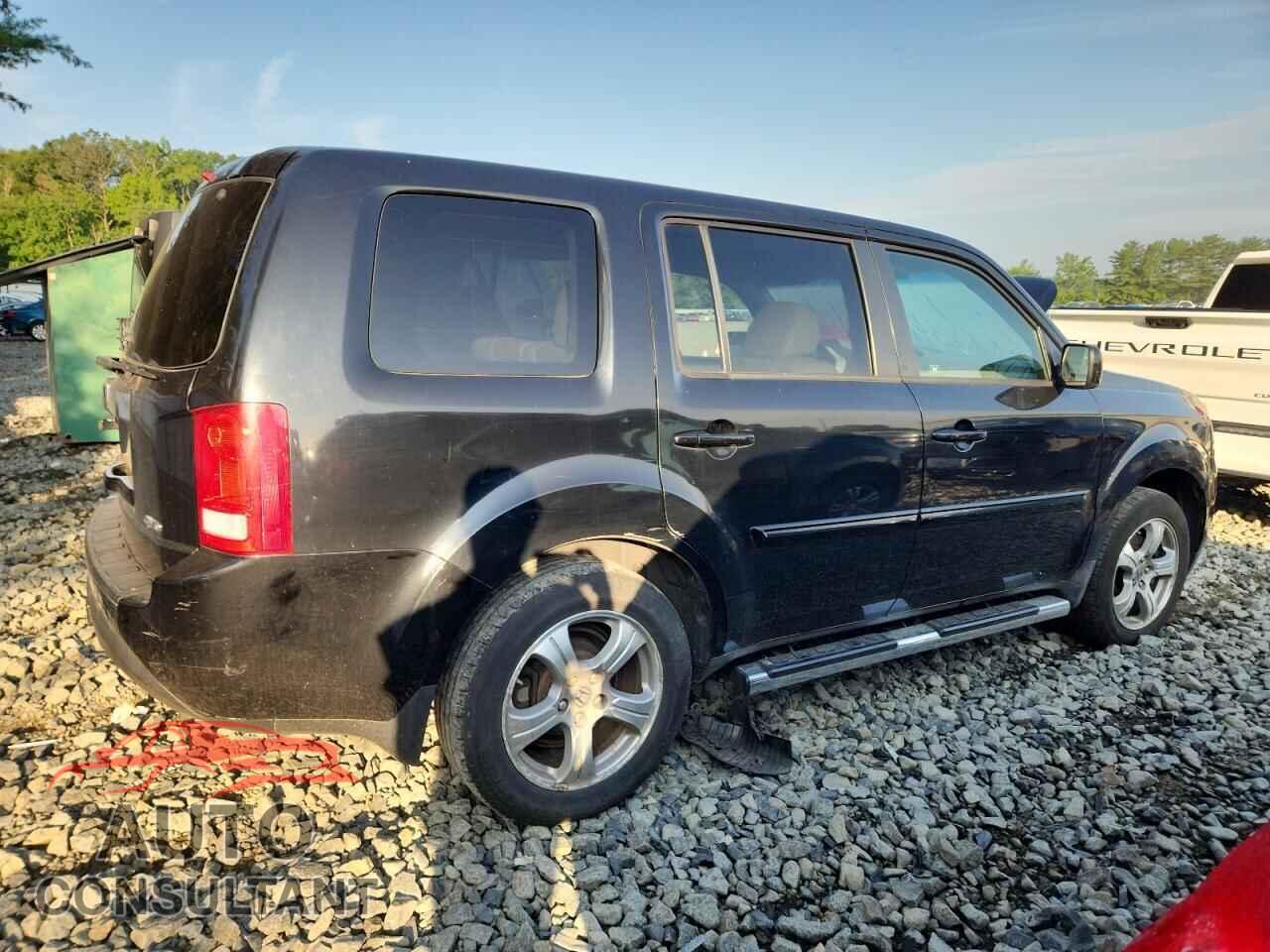 HONDA PILOT 2012 - 5FNYF4H72CB017740