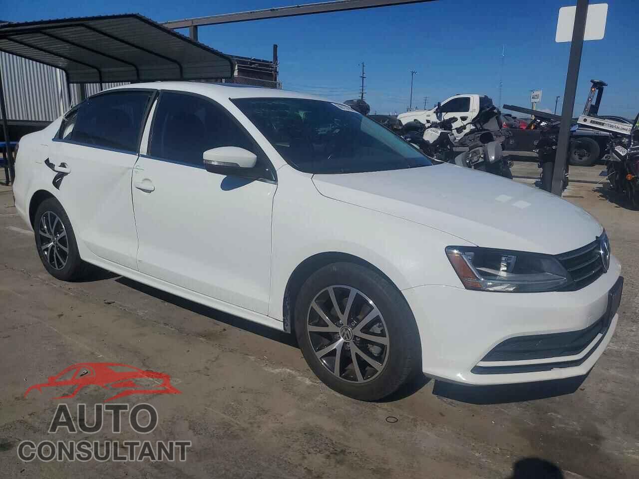 VOLKSWAGEN JETTA 2017 - 3VWDB7AJXHM313171