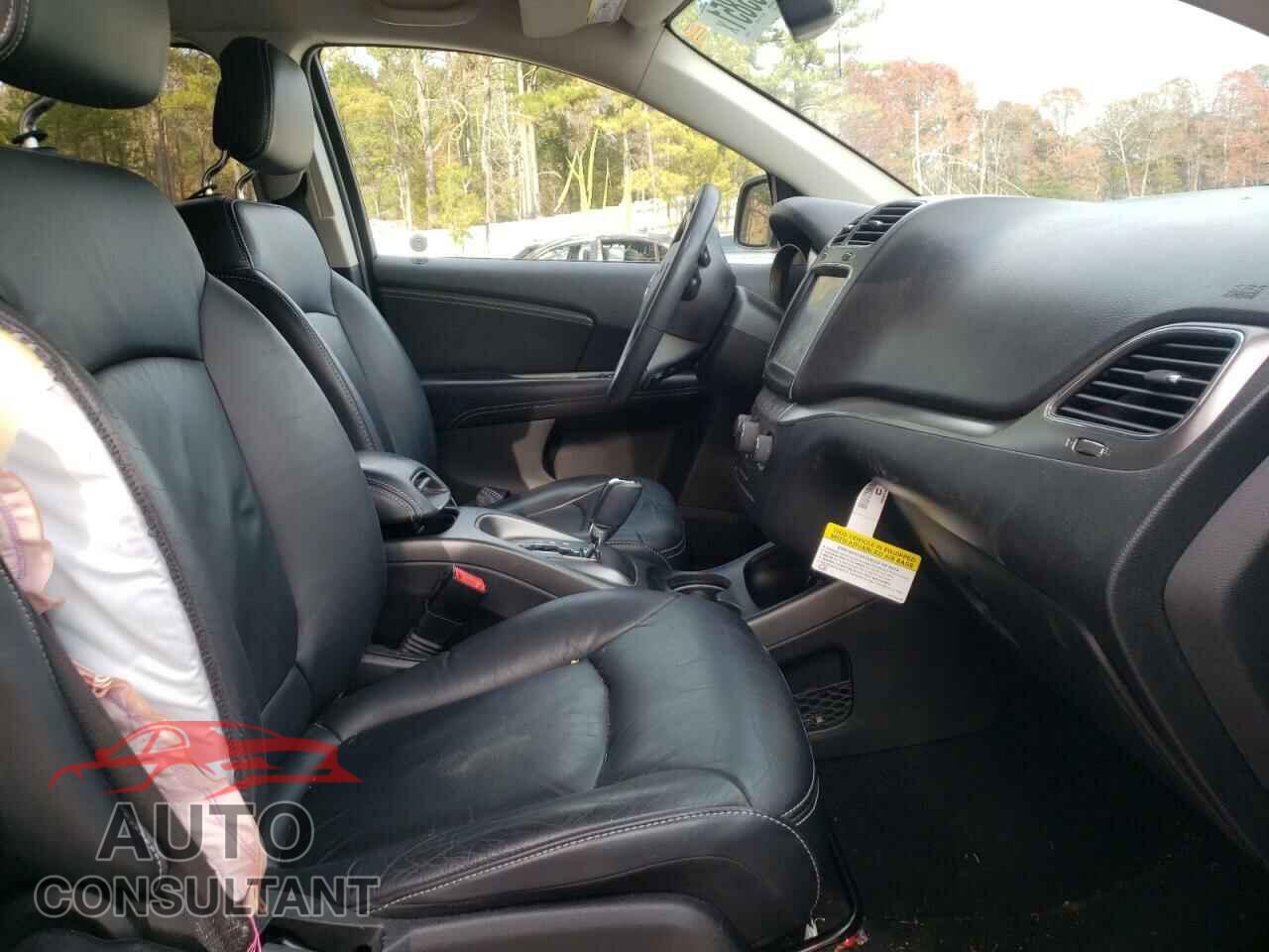 DODGE JOURNEY 2018 - 3C4PDCGG9JT141323