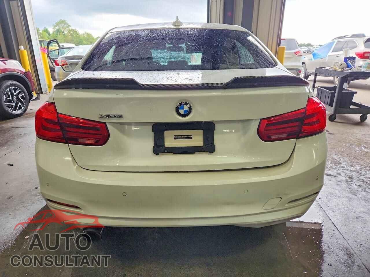 BMW 3 SERIES 2016 - WBA8E5G52GNU20890
