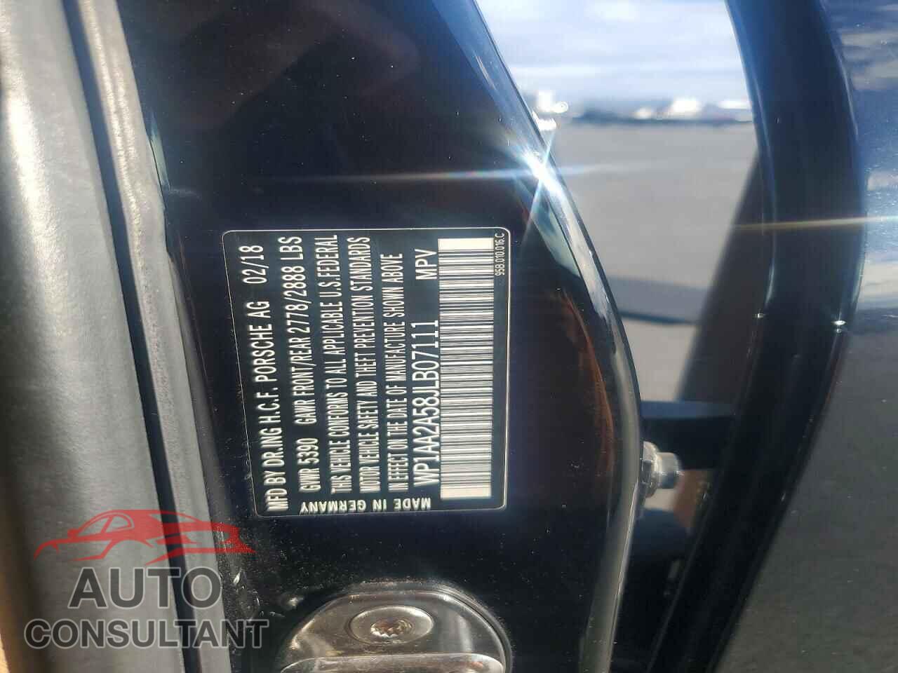 PORSCHE MACAN 2018 - WP1AA2A58JLB07111