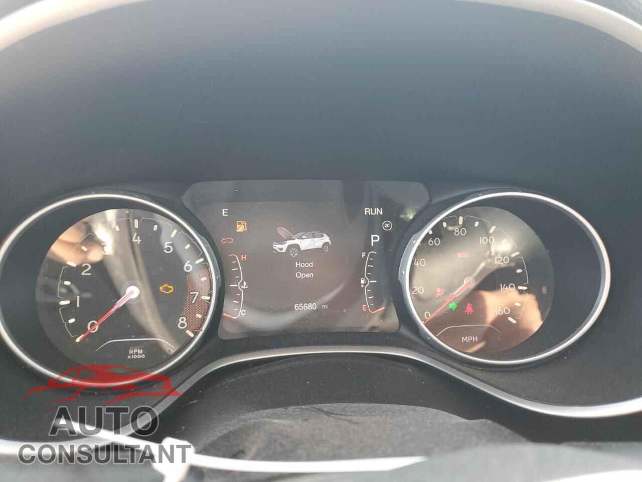 JEEP COMPASS 2018 - 3C4NJDBB2JT202612