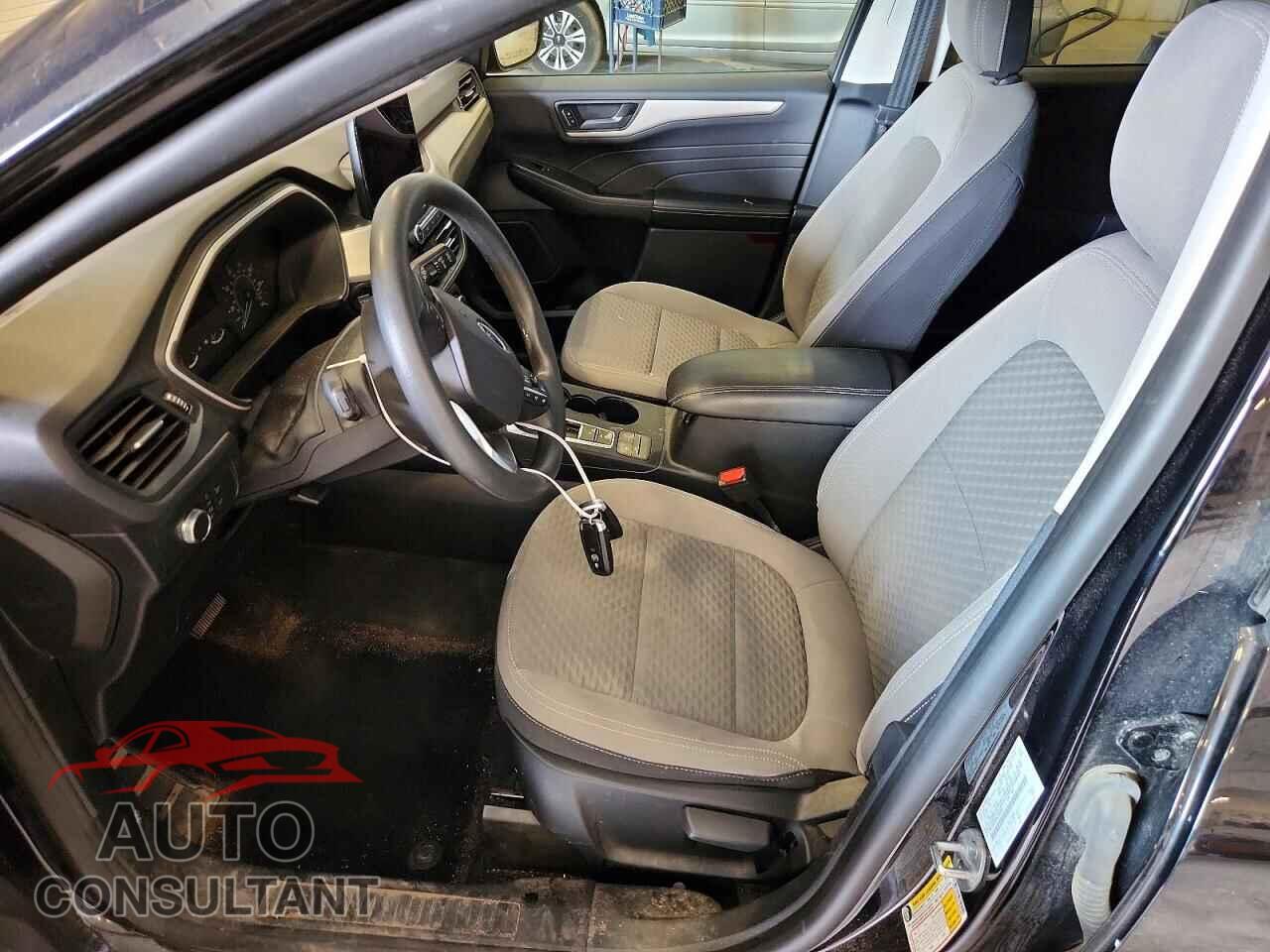 FORD ESCAPE 2022 - 1FMCU9G68NUA85097