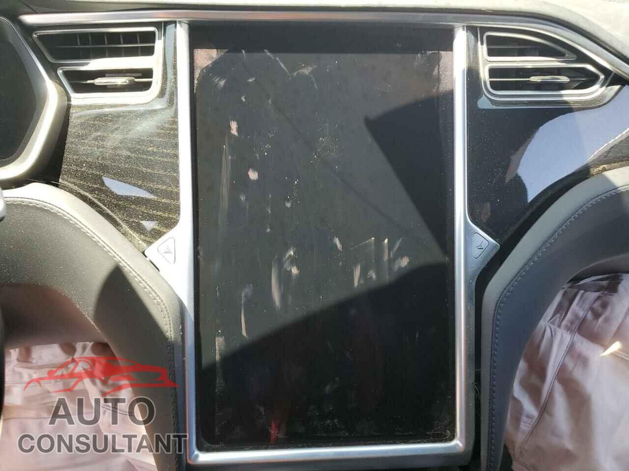 TESLA MODEL S 2018 - 5YJSA1E24JF245005