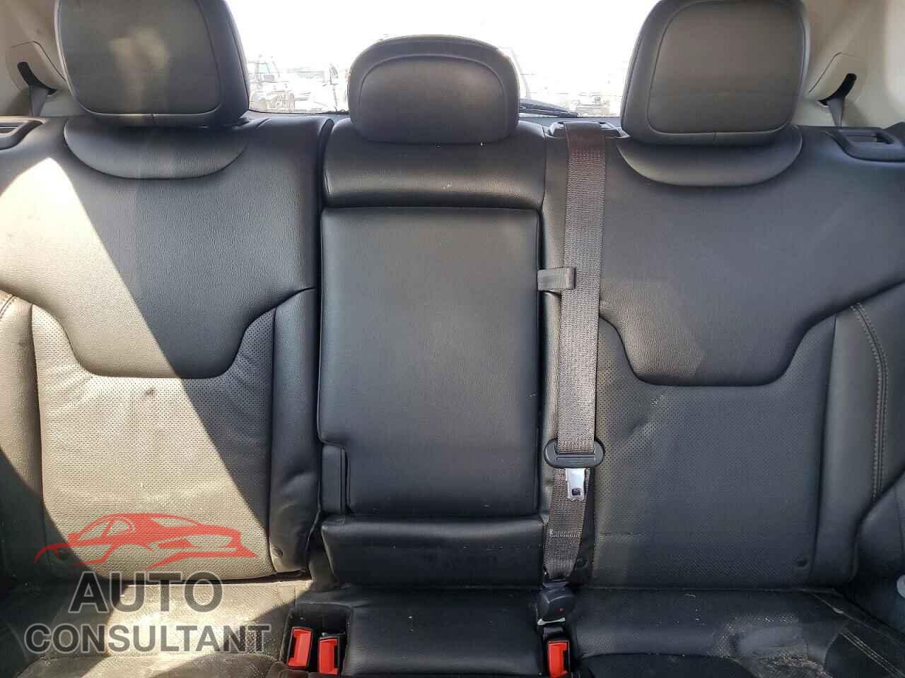 JEEP COMPASS 2021 - 3C4NJDCB8MT523752