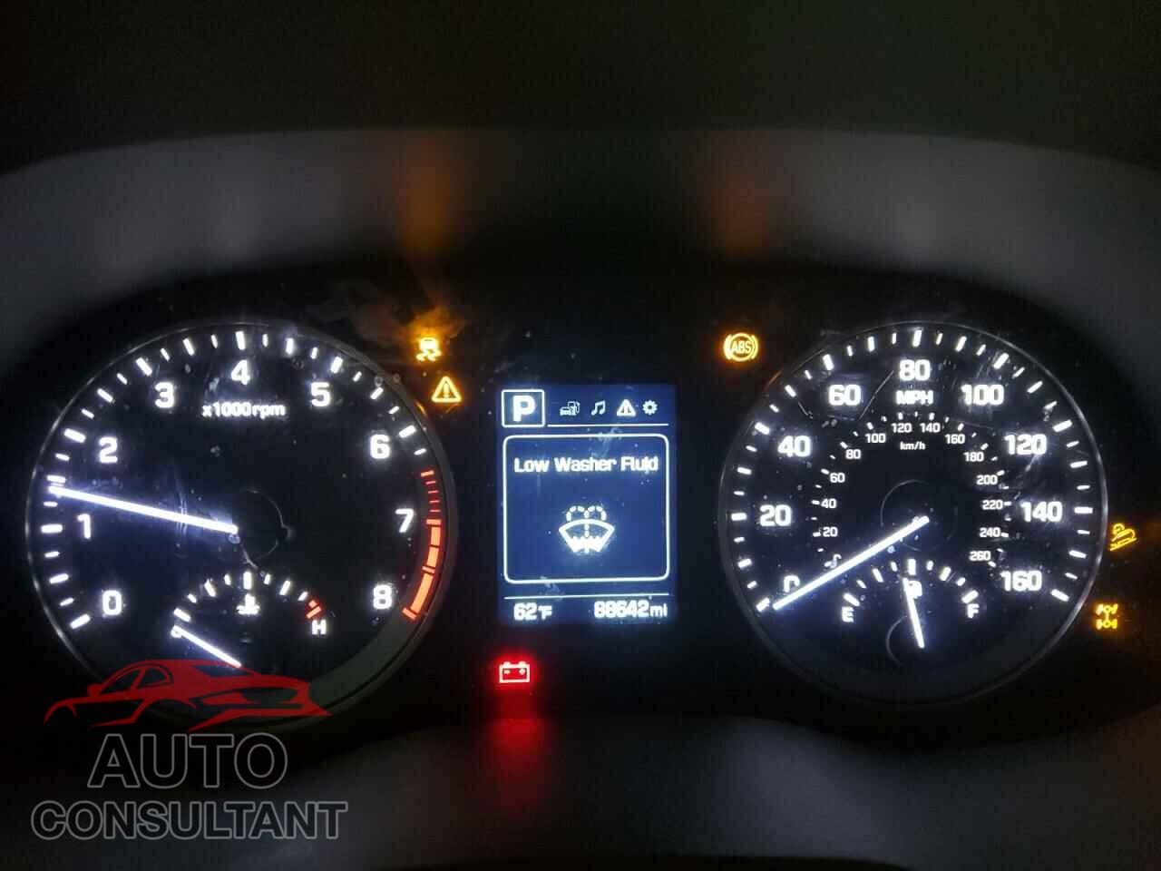 HYUNDAI TUCSON 2017 - KM8J3CA41HU481083