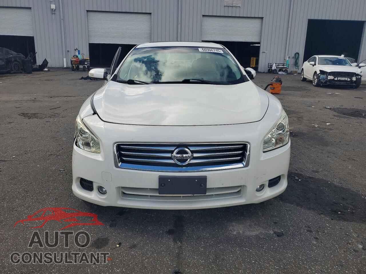 NISSAN MAXIMA 2013 - 1N4AA5AP5DC813399