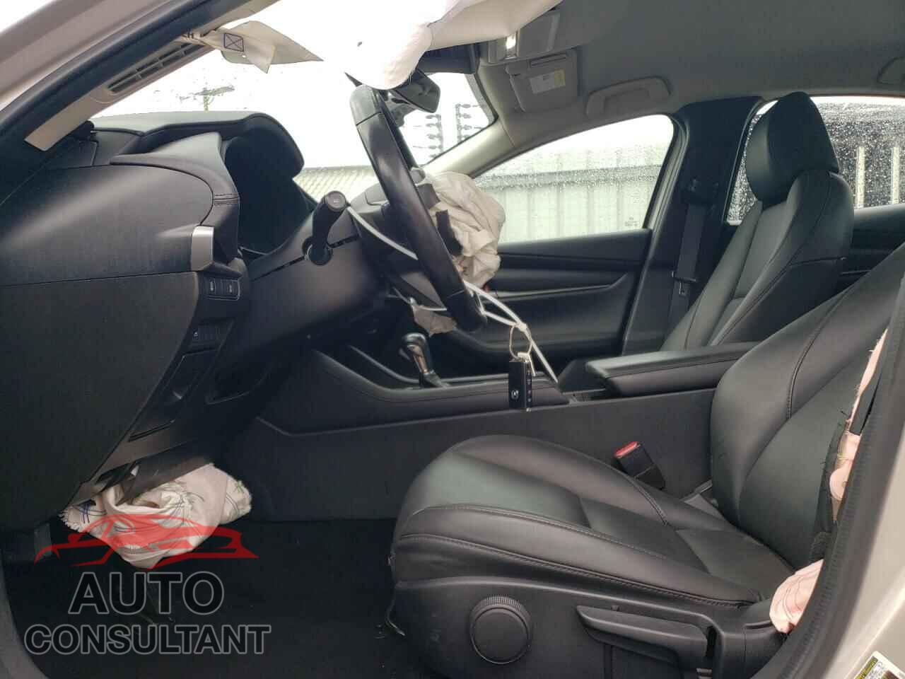 MAZDA 3 2023 - 3MZBPABM7PM360686