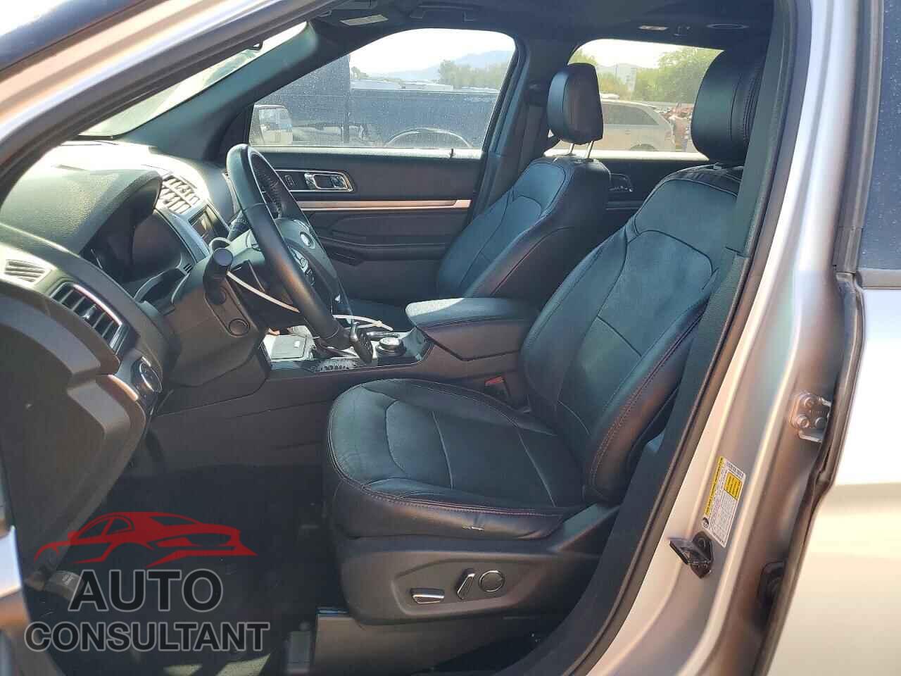 FORD EXPLORER 2018 - 1FM5K8GT5JGB56831