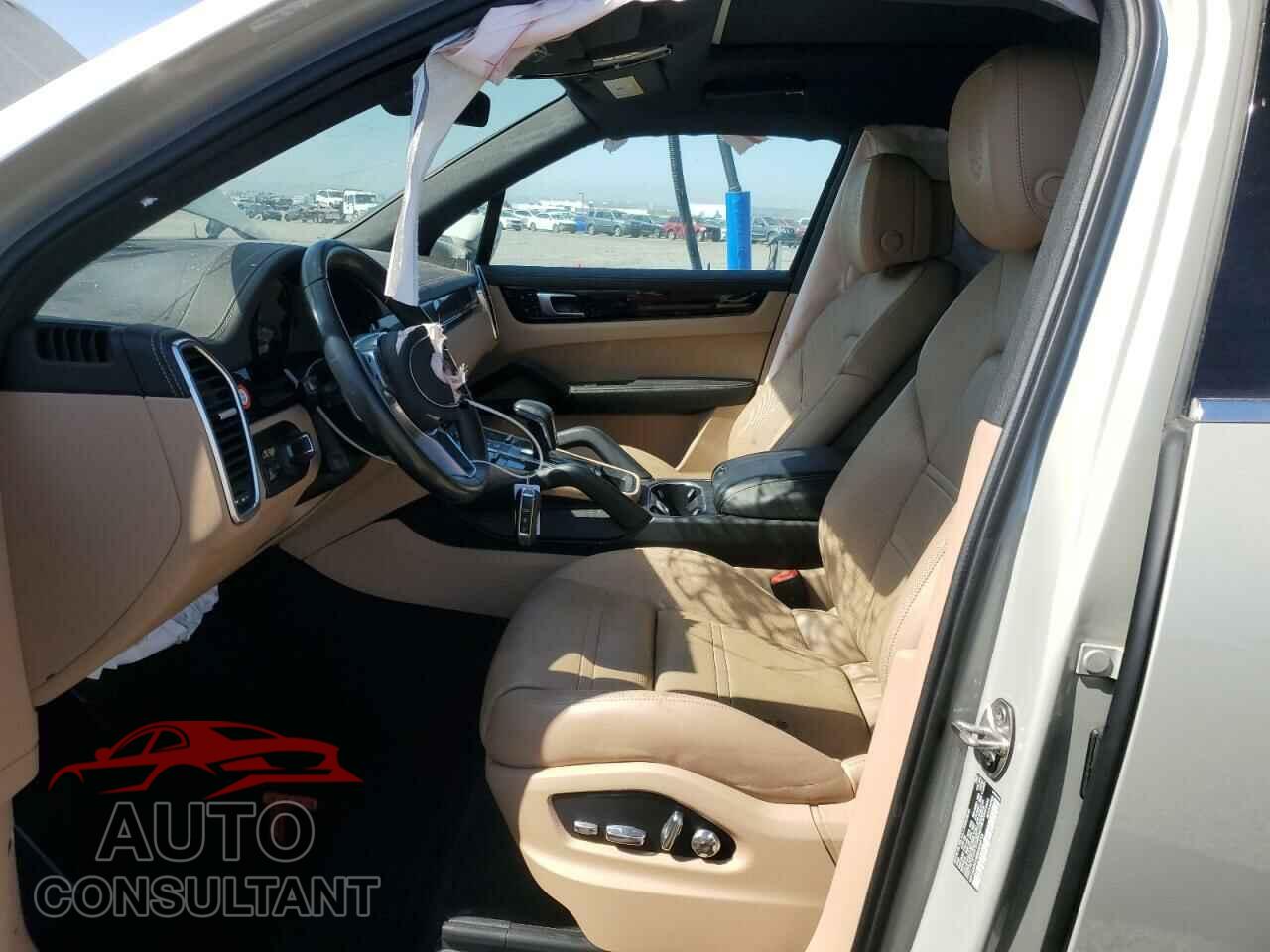 PORSCHE CAYENNE 2021 - WP1AA2AY4MDA06513