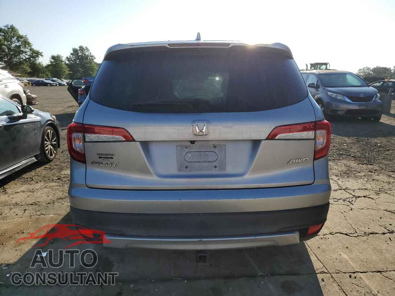HONDA PILOT 2020 - 5FNYF6H58LB045293