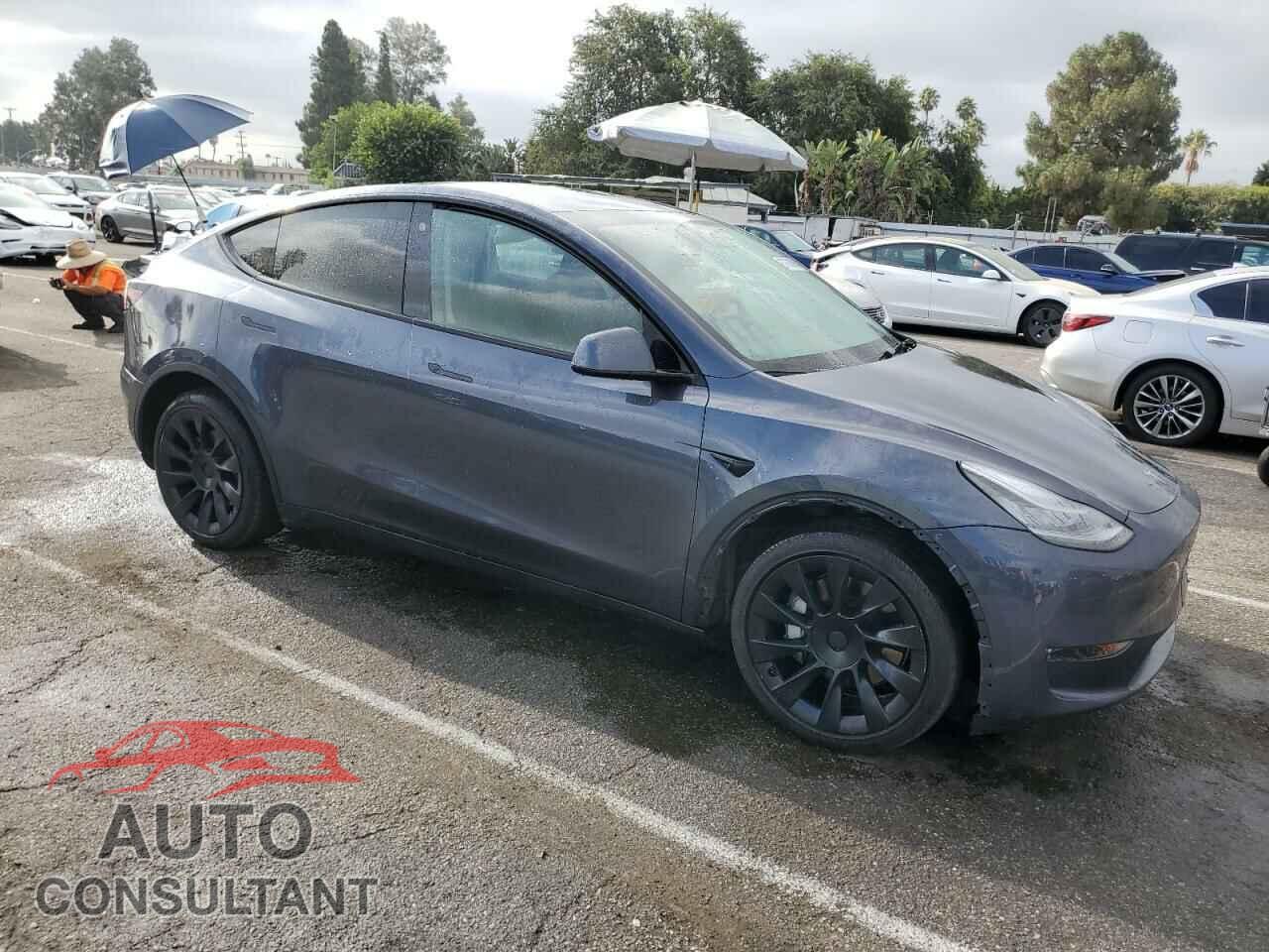 TESLA MODEL Y 2023 - 7SAYGDEE6PA030576