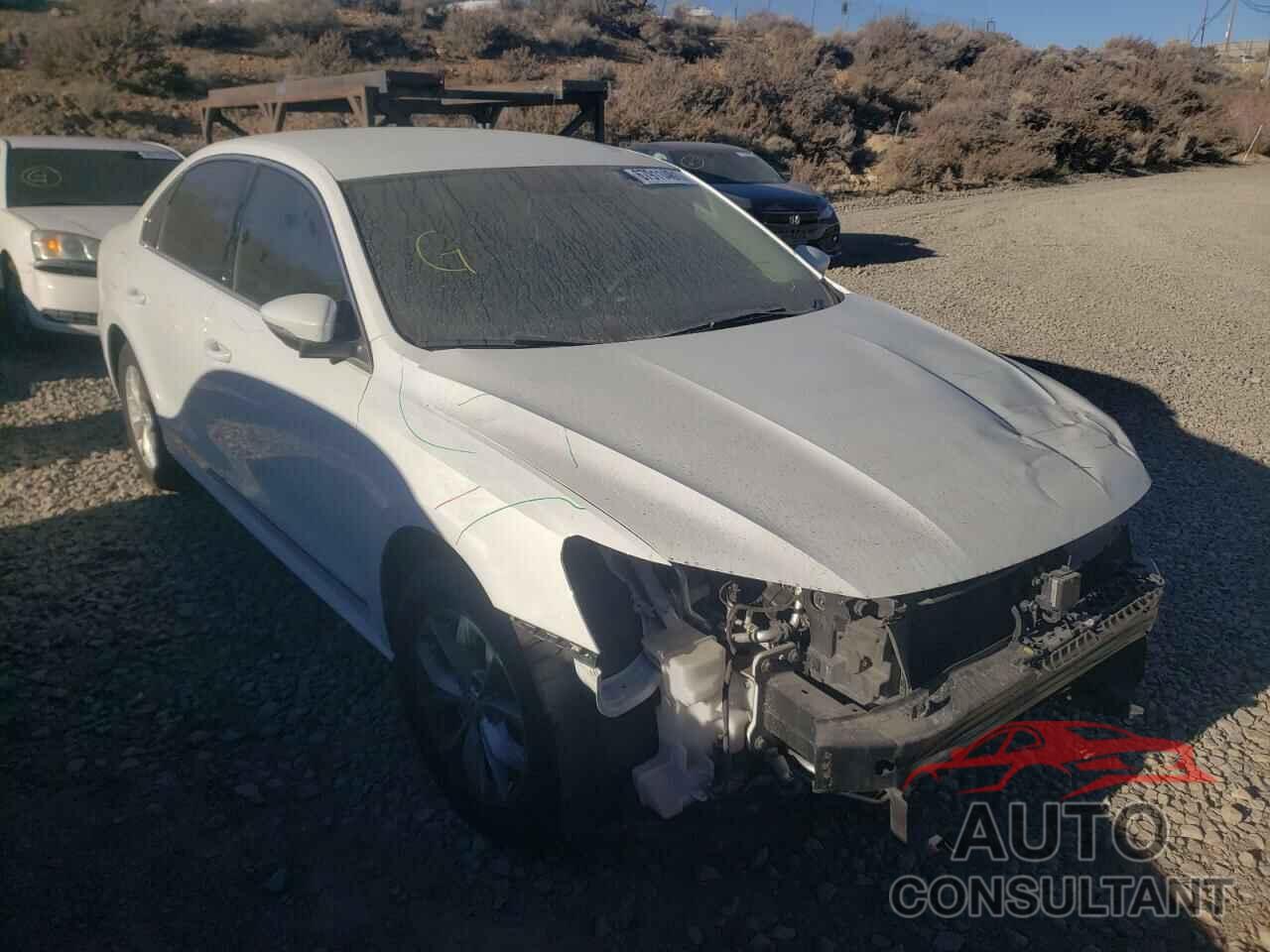 VOLKSWAGEN PASSAT 2017 - 1VWAT7A36HC006261