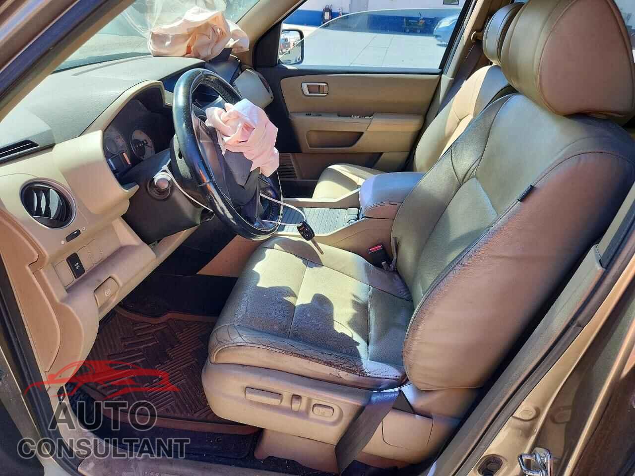 HONDA PILOT 2011 - 5FNYF3H55BB002334
