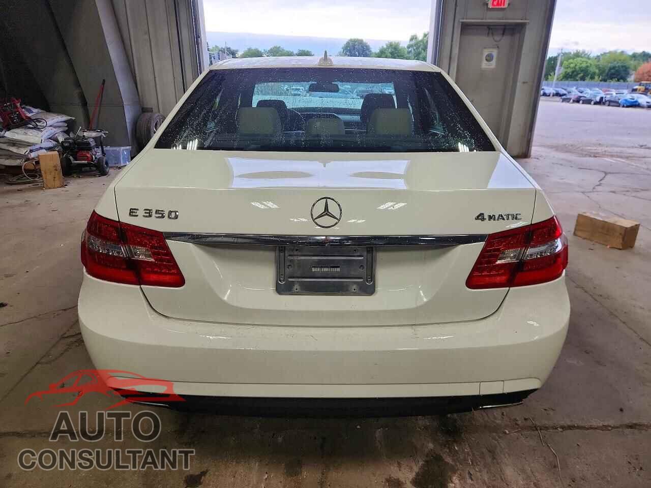 MERCEDES-BENZ E-CLASS 2011 - WDDHF8HB7BA383962