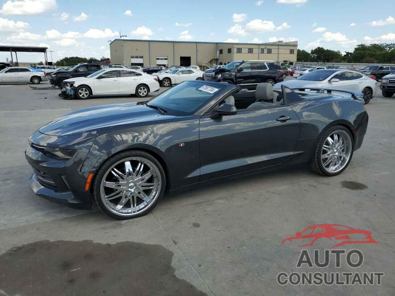 CHEVROLET CAMARO 2017 - 1G1FB3DX4H0138478