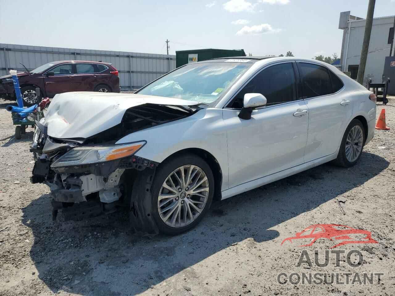 TOYOTA CAMRY 2019 - 4T1B11HK1KU829233