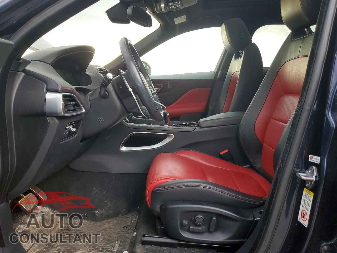 JAGUAR F-PACE 2017 - SADCL2BV7HA056861