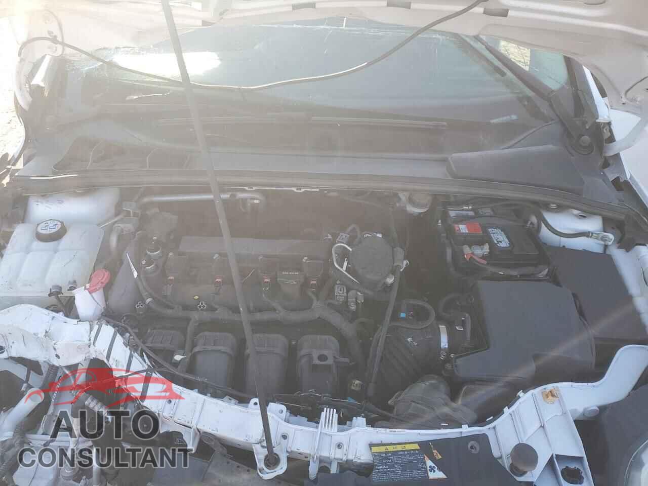 FORD FOCUS 2013 - 1FADP3E27DL320726