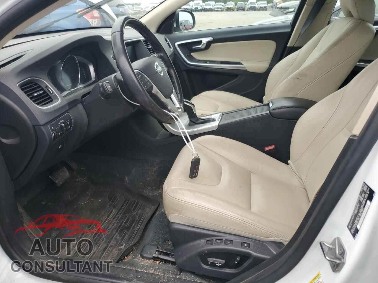 VOLVO S60 2017 - LYV402TK3HB195777