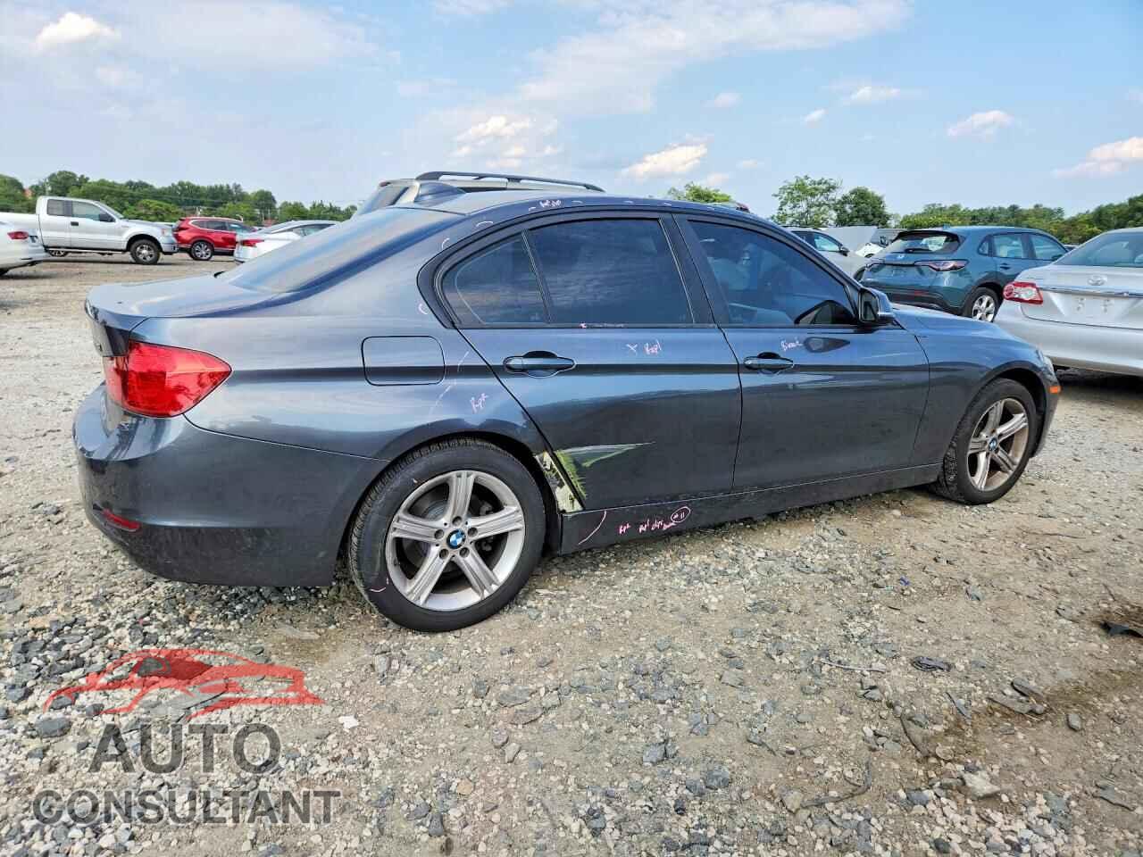 BMW 3 SERIES 2013 - WBA3B5C55DF598453