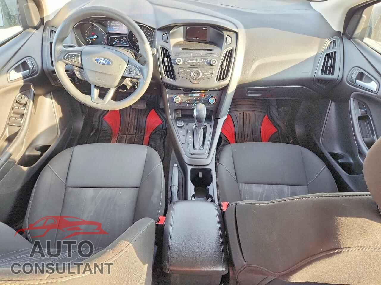 FORD FOCUS 2017 - 1FADP3FE8HL289825