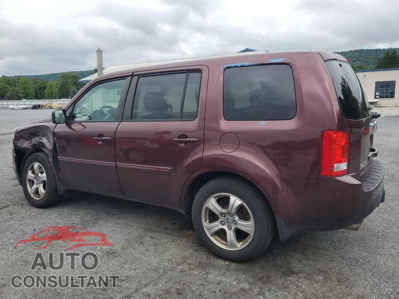 HONDA PILOT 2013 - 5FNYF4H52DB021691