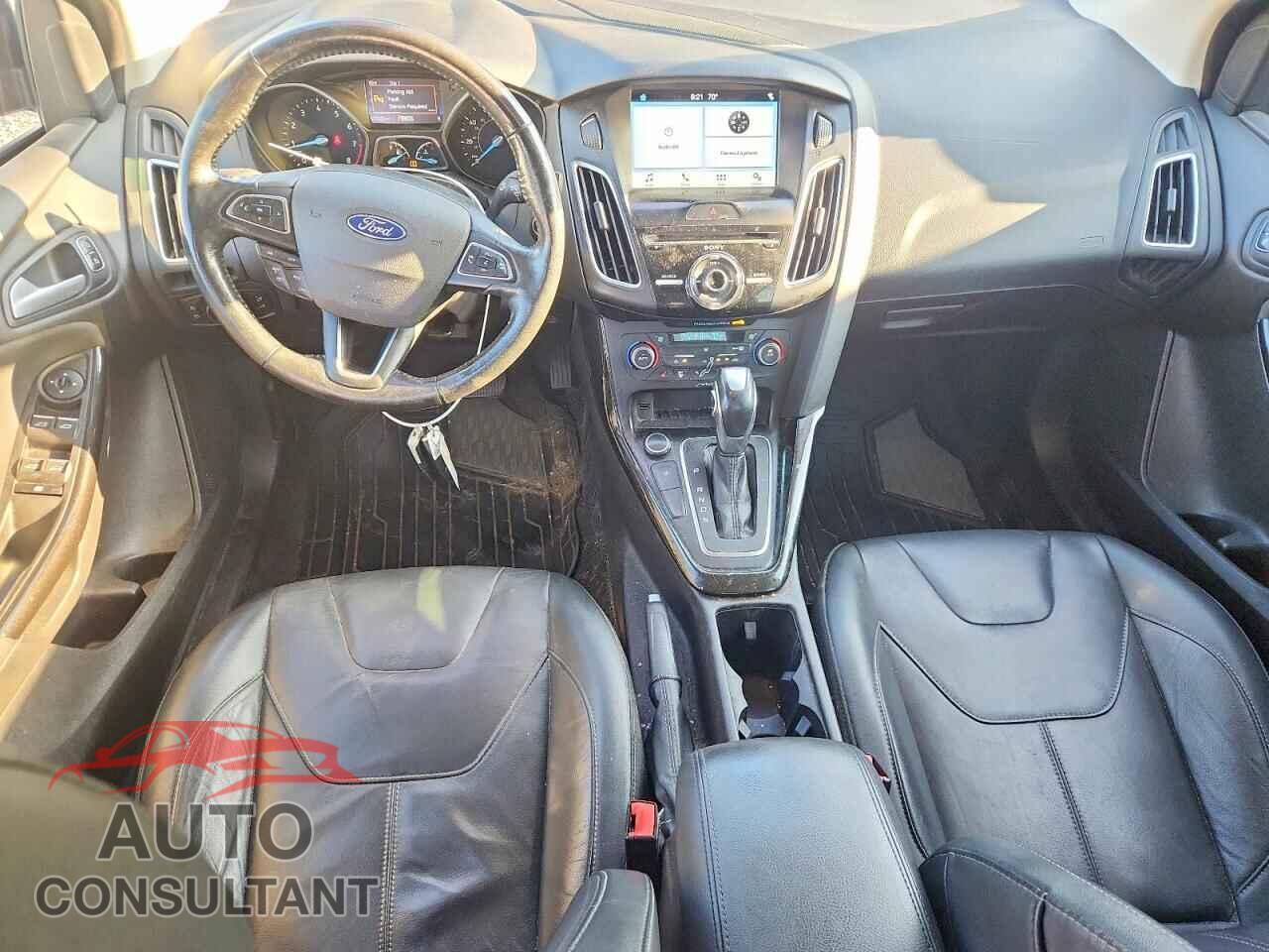 FORD FOCUS 2017 - 1FADP3J21HL253374