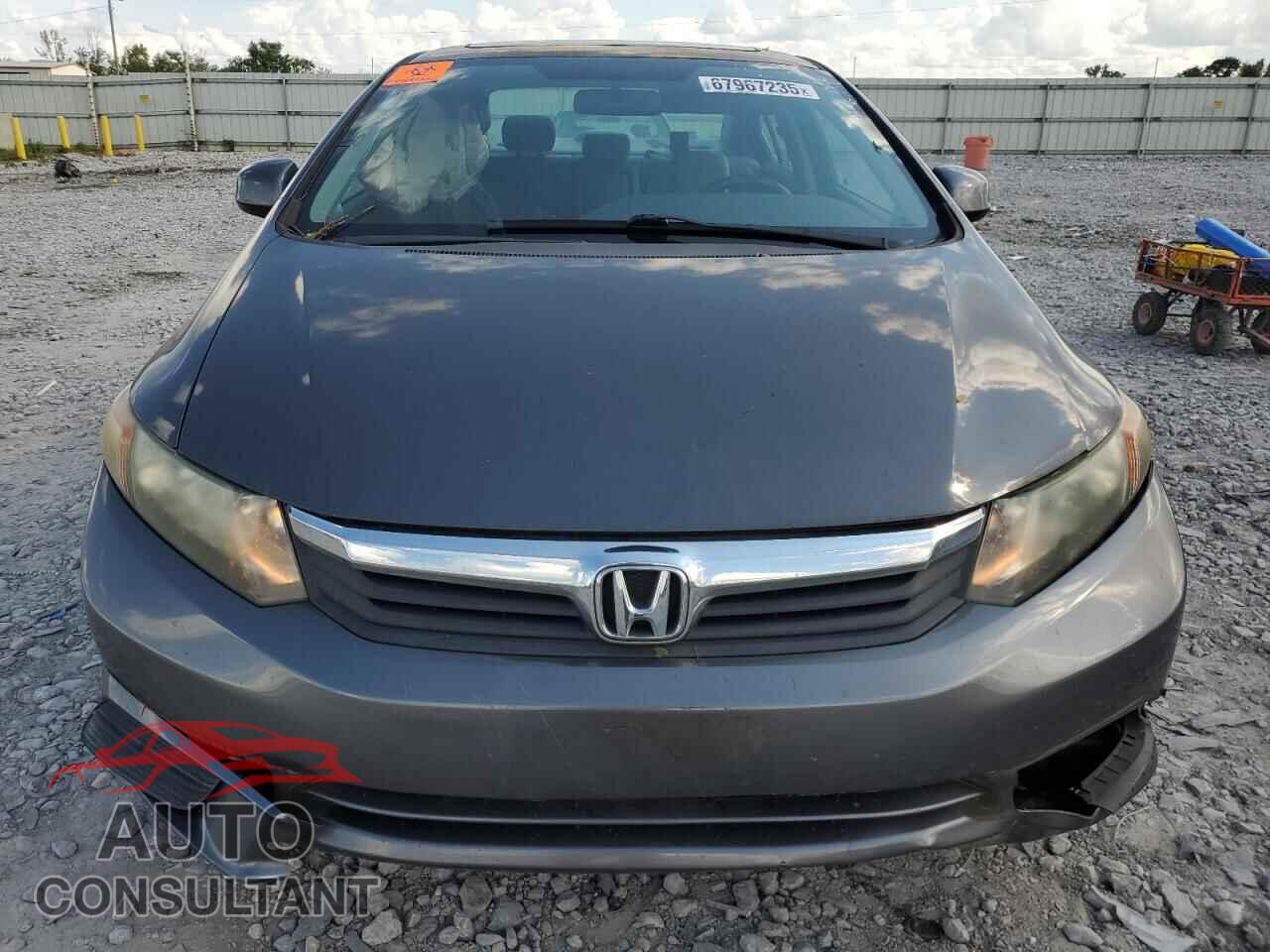 HONDA CIVIC 2012 - 2HGFB2F96CH516726