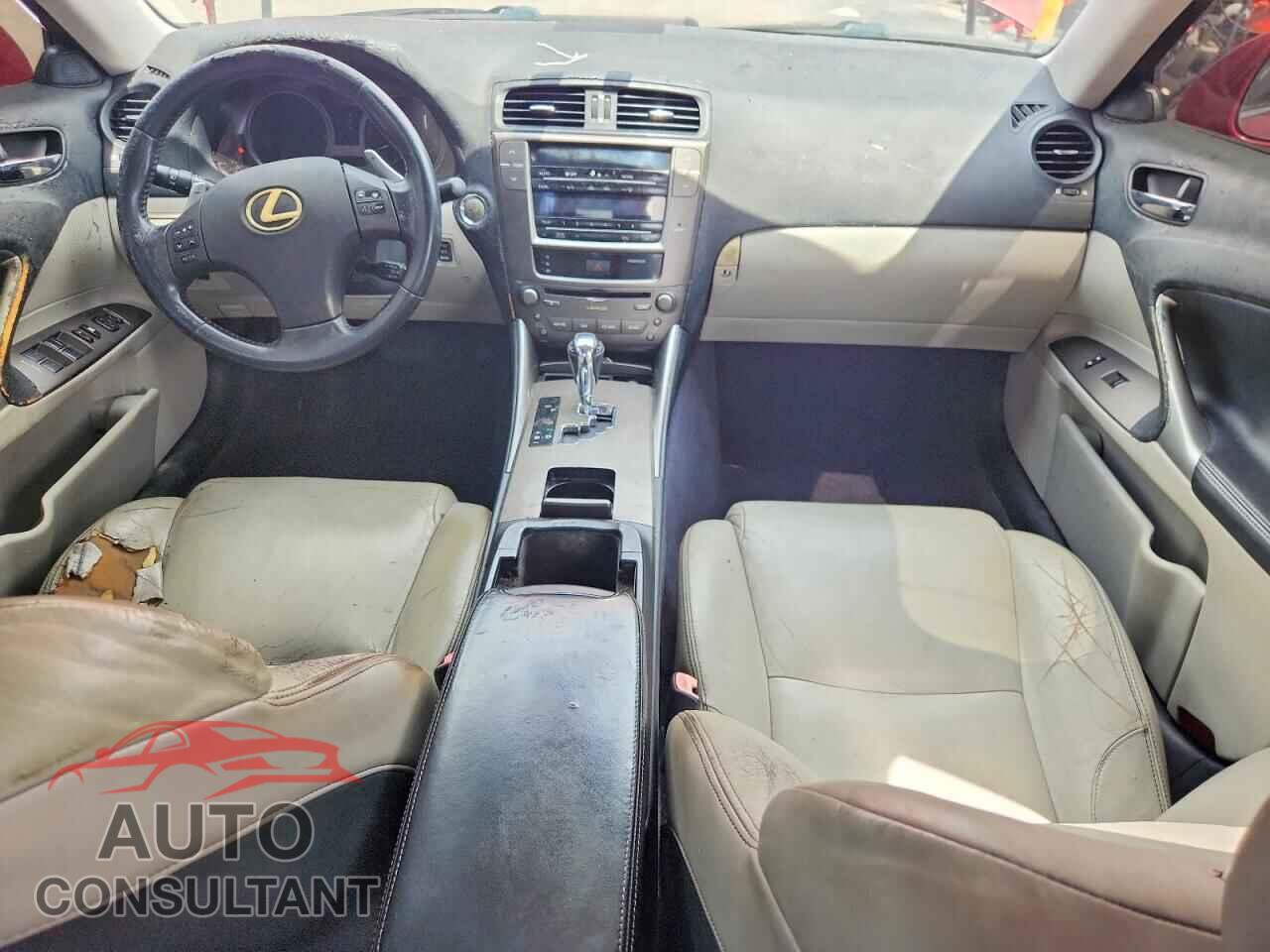 LEXUS IS 2010 - JTHBF5C29A2100006