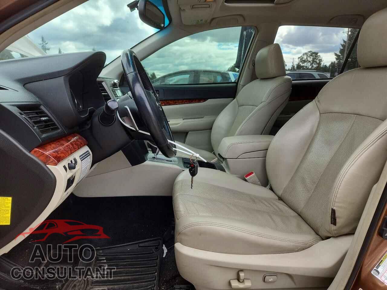 SUBARU OUTBACK 2011 - 4S4BRBKC9B3389221