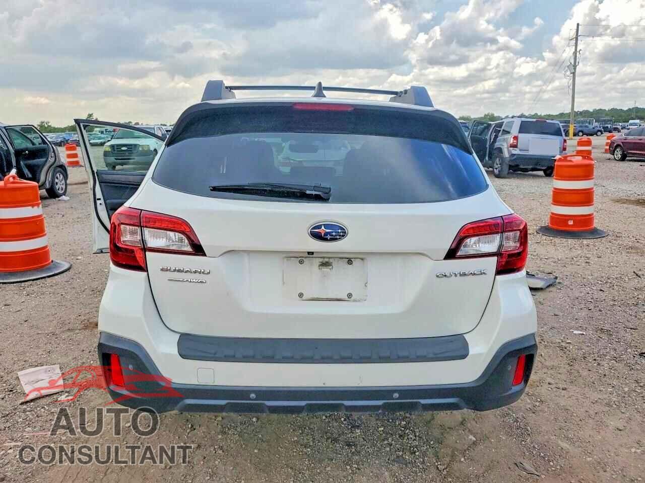 SUBARU OUTBACK 2018 - 4S4BSANC7J3352600