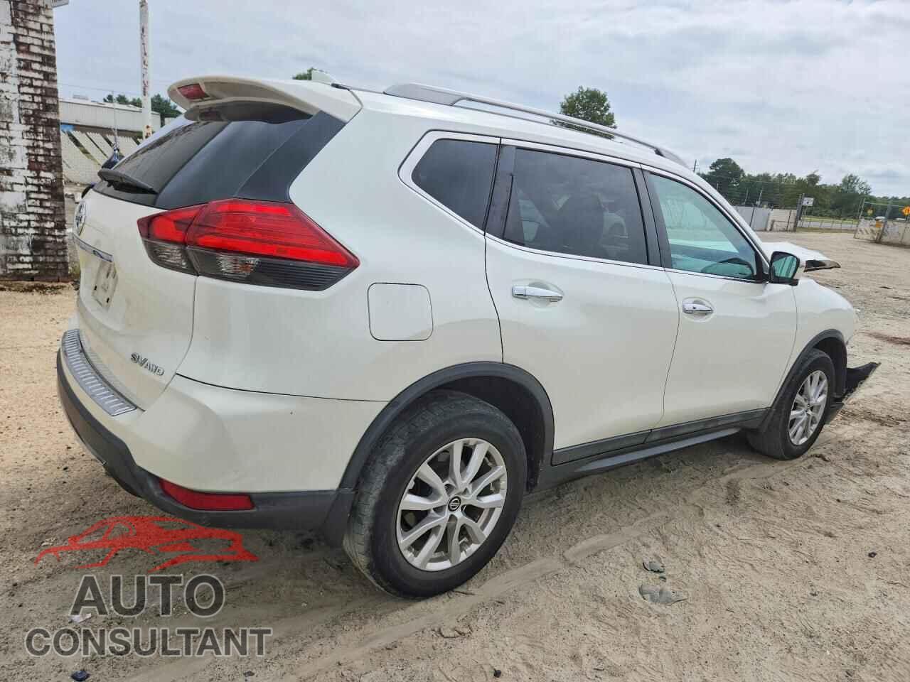 NISSAN ROGUE 2017 - 5N1AT2MV5HC829231