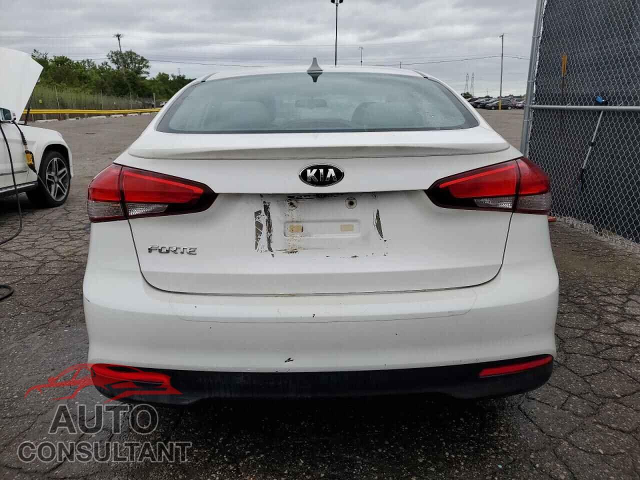 KIA FORTE 2017 - 3KPFL4A78HE014686