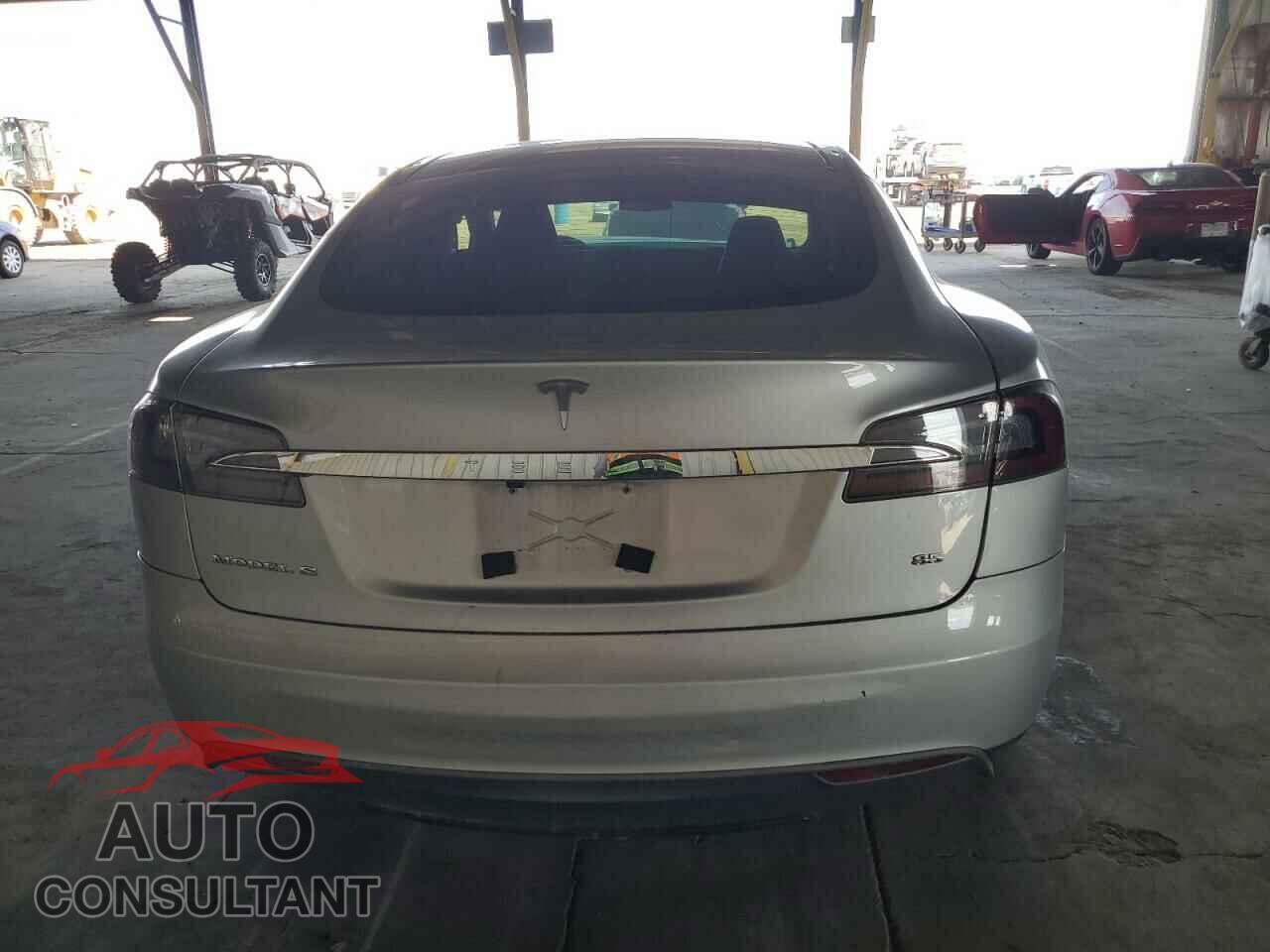 TESLA MODEL S 2013 - 5YJSA1CN7DFP12192