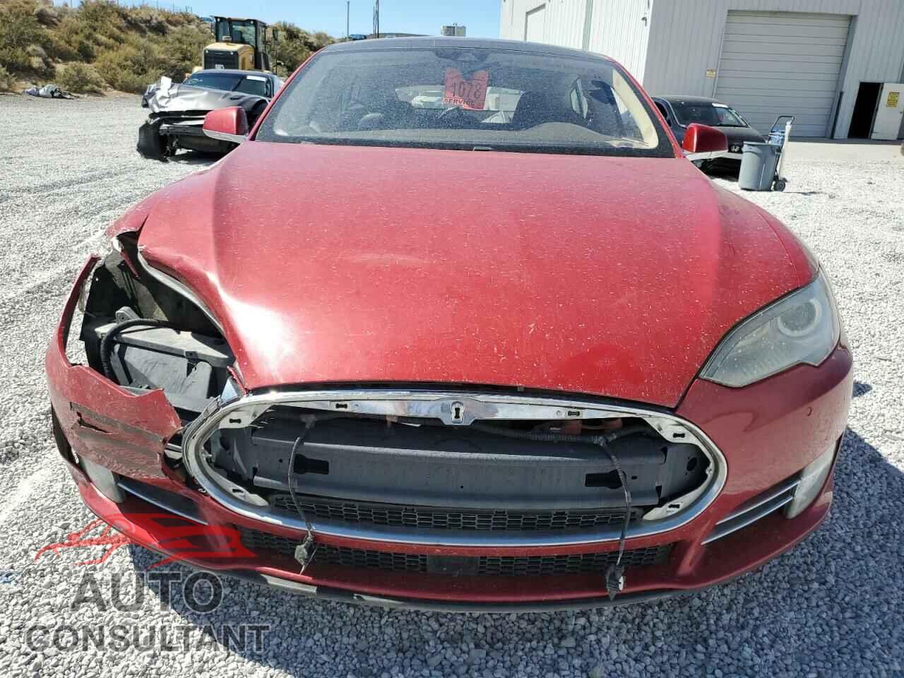 TESLA MODEL S 2015 - 5YJSA1H13FFP77579