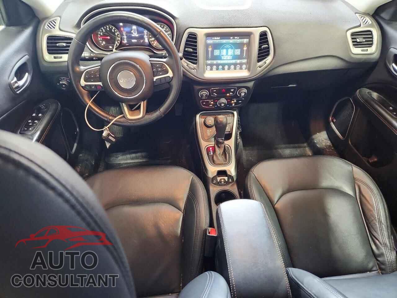 JEEP COMPASS 2017 - 3C4NJDBB2HT655929