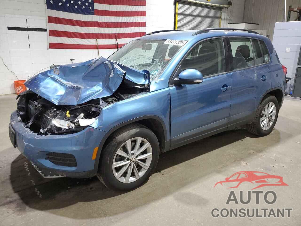 VOLKSWAGEN TIGUAN 2017 - WVGBV7AX7HK045463