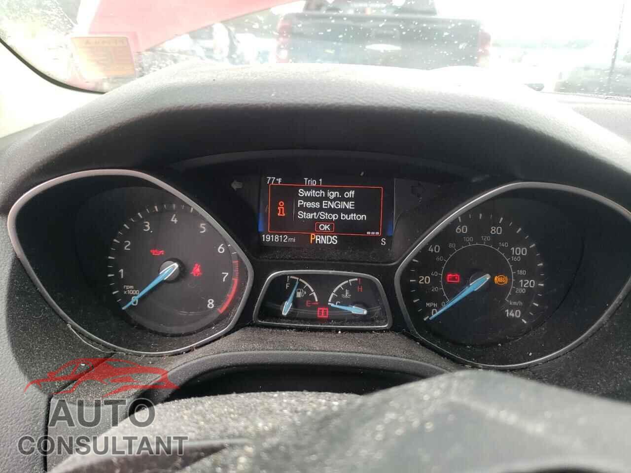 FORD FOCUS 2015 - 1FADP3J24FL217580