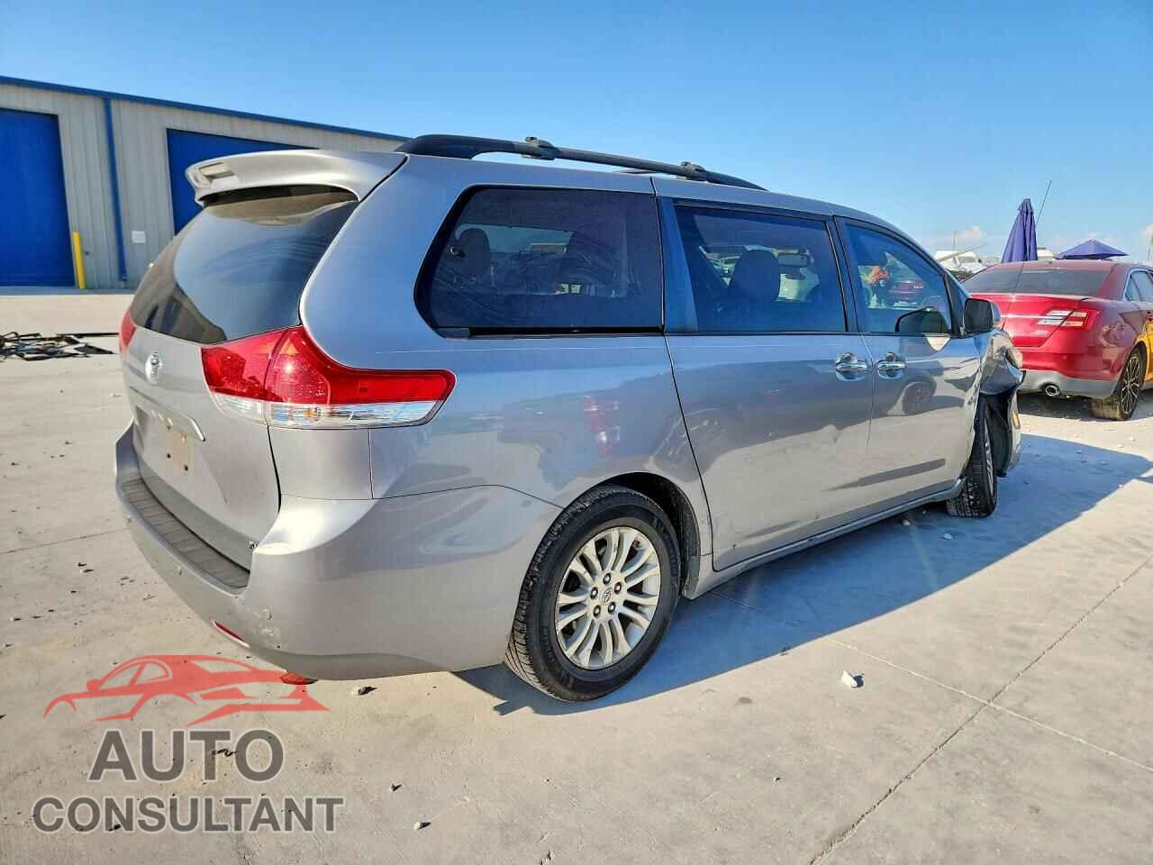 TOYOTA SIENNA 2012 - 5TDYK3DCXCS266372