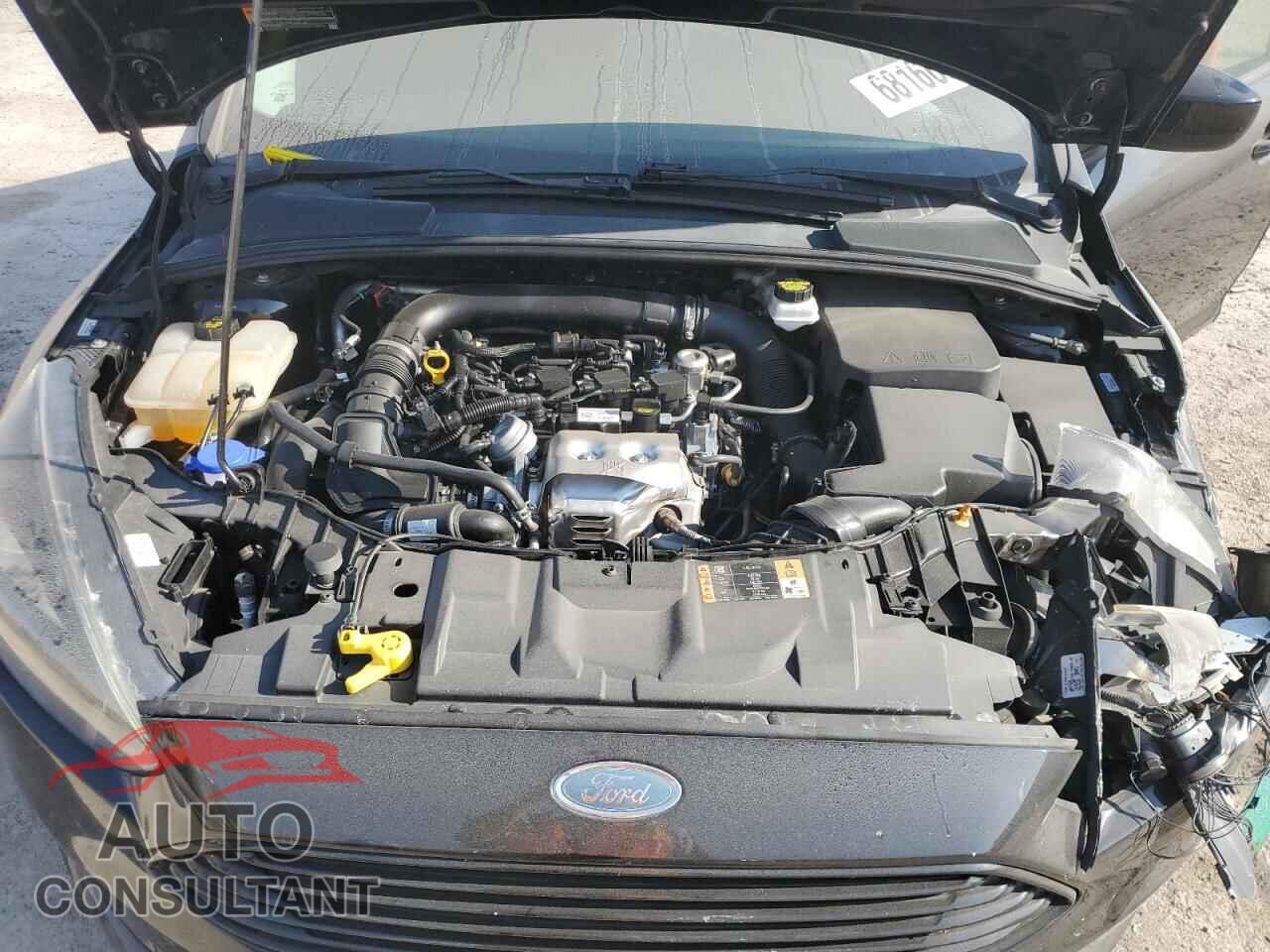 FORD FOCUS 2018 - 1FADP3FEXJL201413
