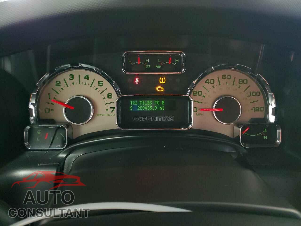 FORD EXPEDITION 2011 - 1FMJU2A53BEF18393