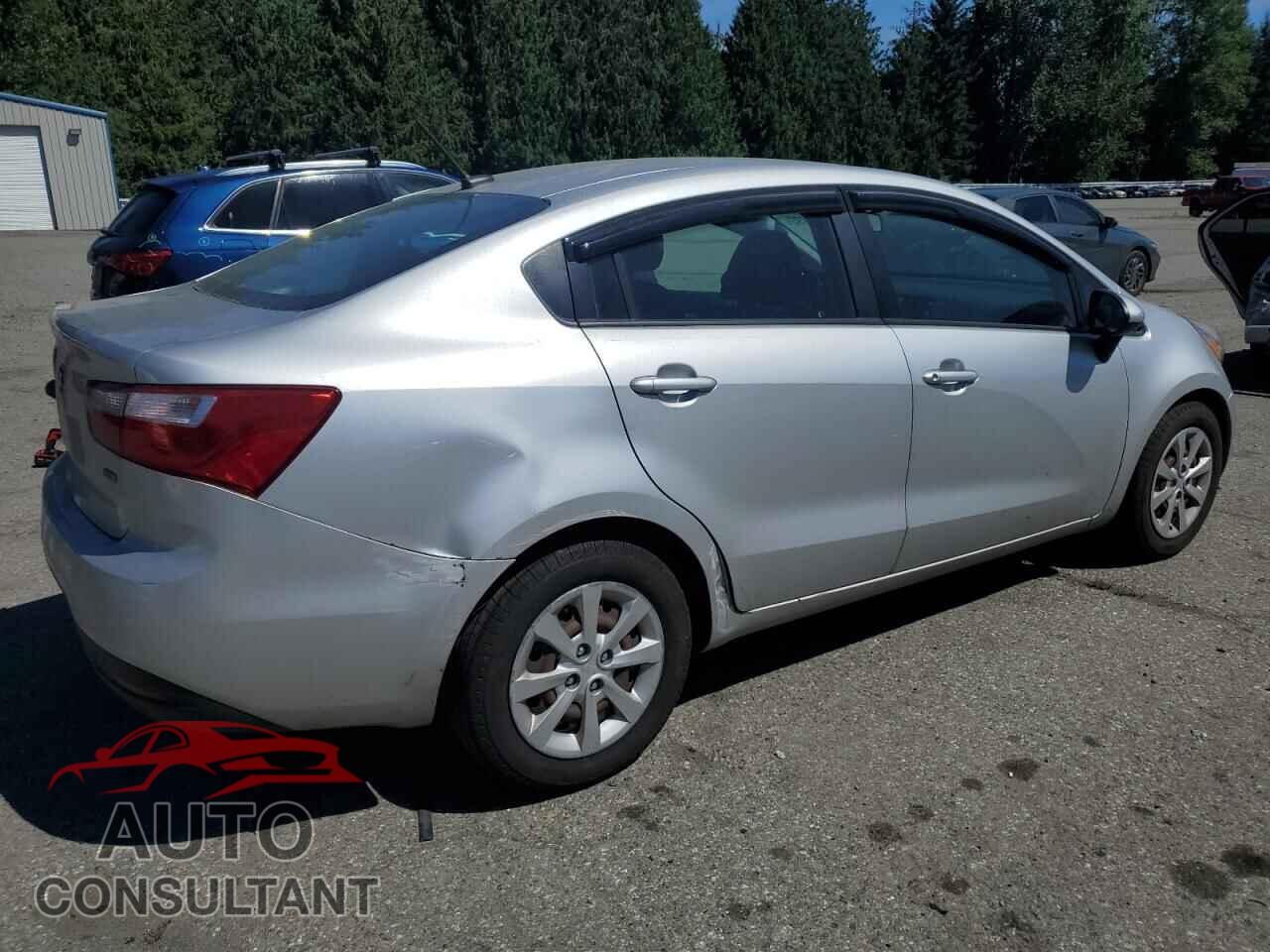KIA RIO 2015 - KNADM4A39F6427461